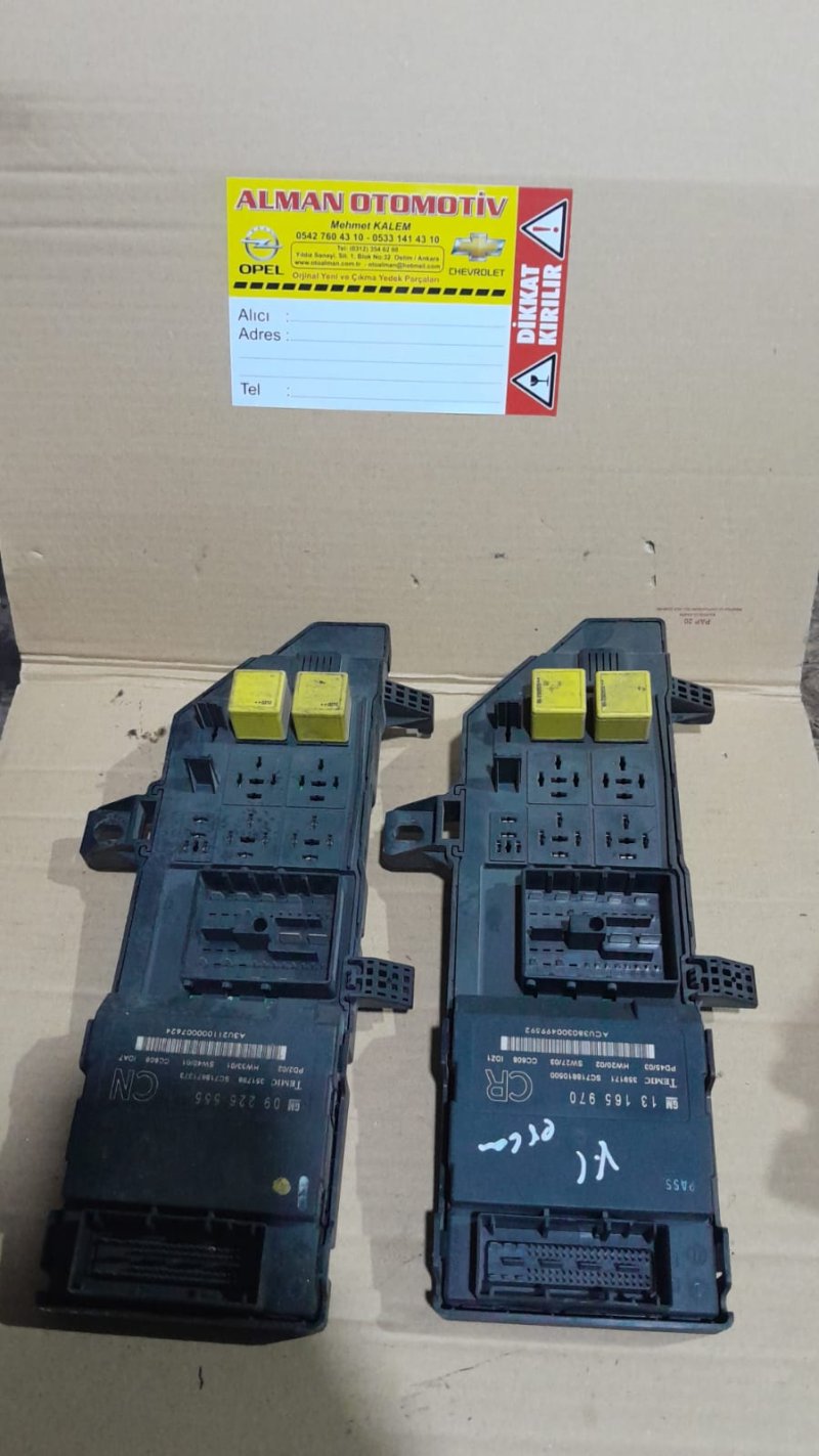 Vectra C Gögüs İçi Sigorta Tablası Çıkma